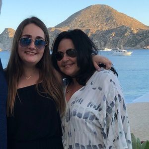 Meet your Posher, Tracey